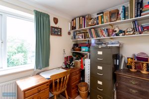 Bedroom- click for photo gallery